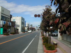 韮崎宿〜近代的な通りに変わっていました