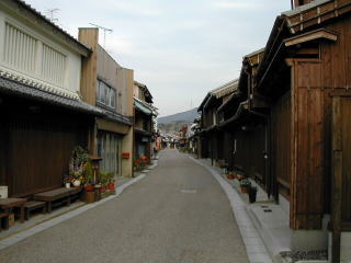 三重県関町の関宿の街並み〜朝早い時間は観光客は一人もいません