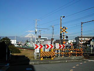 振り返って富士山を見る